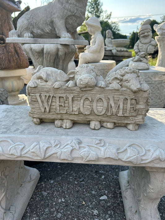 Farm Animal Welcome Sign